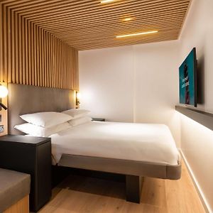 Studio Accessible aux Personnes à Mobilité Réduite Lit King-Size